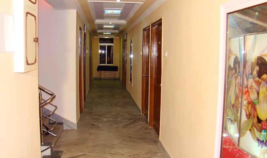 Hotel Dream Land Phulabāni Zewnętrze zdjęcie